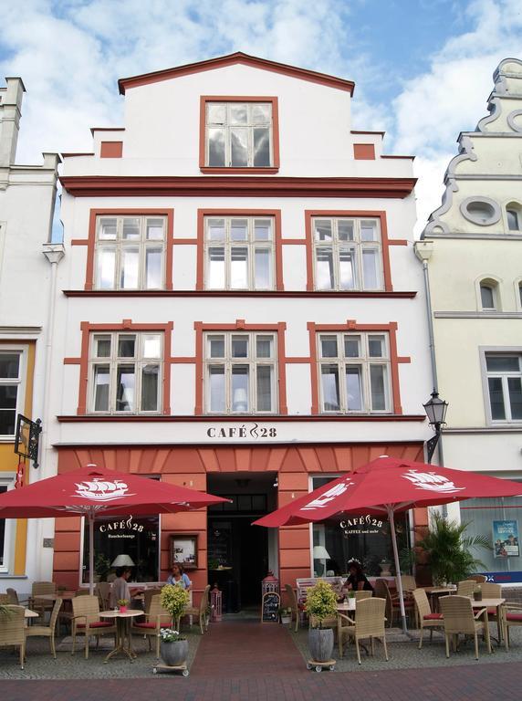 Cafe 28 & Pension Am Markt Wißmar Exteriér fotografie